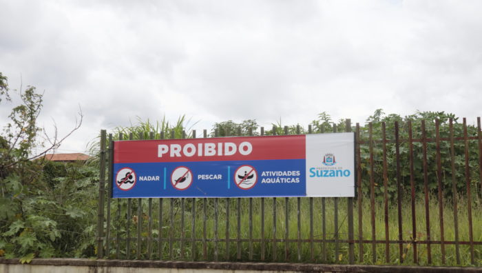 Prefeitura reforça sinalização sobre riscos de nadar na Lagoa Azul