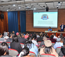 Vigilância Sanitária realiza curso de boas práticas para o comércio de alimentos