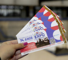 Ingressos para shows de aniversário de Suzano estão disponíveis em cinco pontos