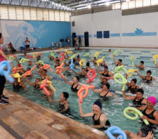 Dia da Mulher marca início das aulas exclusivas de hidroginástica para o público feminino