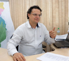 Secretário busca novos recursos federais para Assistência Social em Brasília