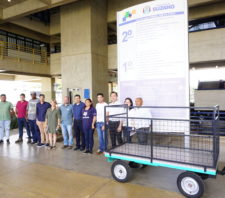 Suzano entrega veículo coletor elétrico para cooperativa de reciclagem