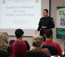 Patrulha Maria da Penha realiza palestra e treinamento para entidades de Suzano