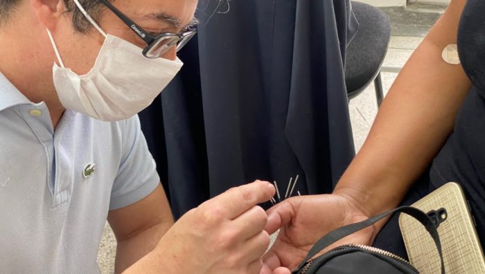 Unidade Municipal de Fisioterapia zera fila de espera para procedimentos de acupuntura