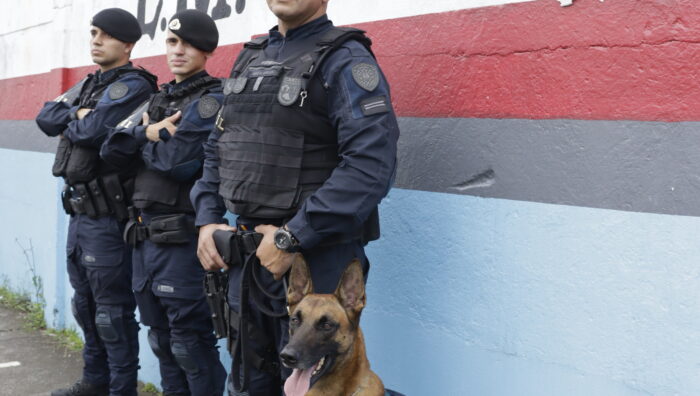 Secretário de Segurança acompanha equipes na operação ‘Escola Segura’