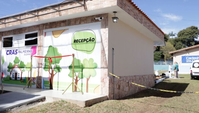 Prefeito inaugura nova sede do Cras de Palmeiras