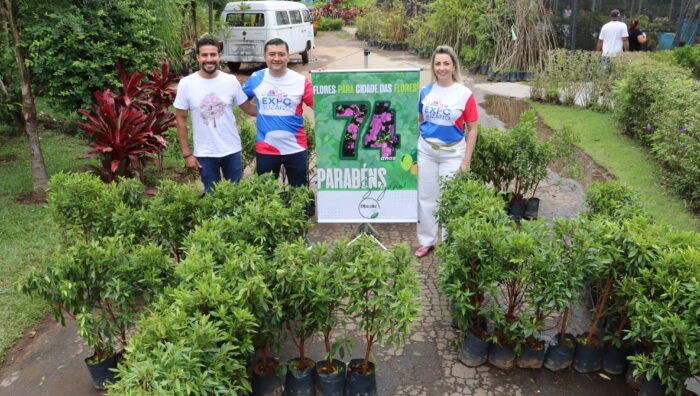 Viveiro Municipal recebe mudas de árvore para uso em projetos de plantio