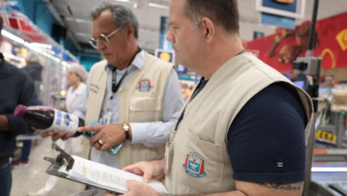 Vigilância Sanitária alerta sobre risco de golpe contra comerciantes