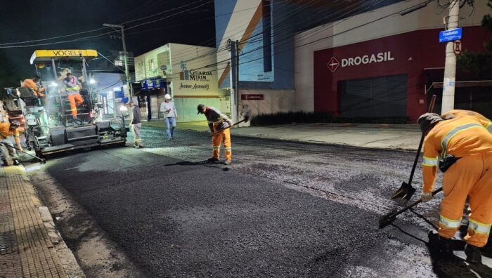 Trecho da rua Tiradentes é revitalizado entre as ruas Baruel e Benjamin Constant