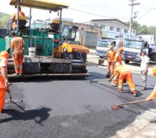 Ruas do Jardim Santa Rita de Cássia recebem última etapa de revitalização viária