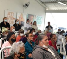 Secretarias de Governo e de Assistência Social promovem palestra no Centro Dia do Idoso