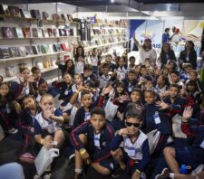 Vencedores do concurso ‘As Águas de Suzano’ recebem ingressos para o Magic City