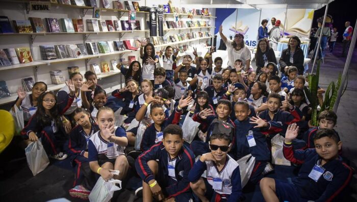 Vencedores do concurso ‘As Águas de Suzano’ recebem ingressos para o Magic City