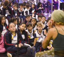 EducaShow valoriza literatura regional ao promover encontros entre leitores e escritores