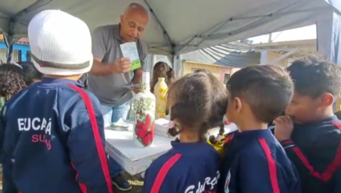 Alunos da rede municipal visitam Ecoponto do Parque Maria Helena