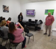 Espaço dos Conselhos recebe palestra sobre cuidados com idosos