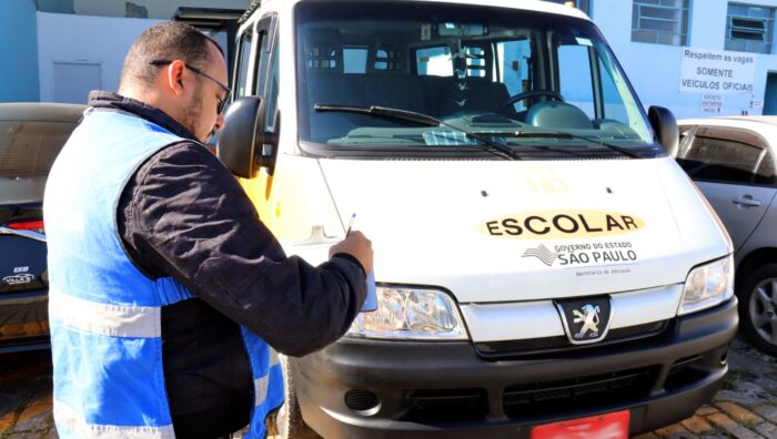 Suzano promove vistorias em veículos de transporte escolar