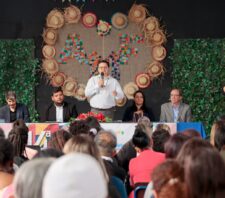 Conferência de Assistência Social debate propostas e elege representantes para evento estadual