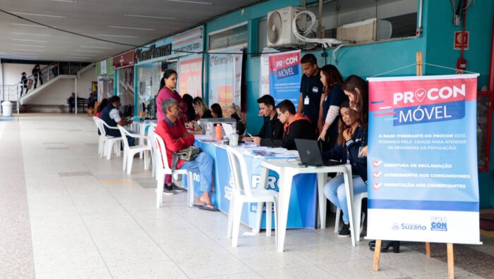 Procon de Suzano realiza atendimentos na Praça dos Expedicionários nesta quarta-feira