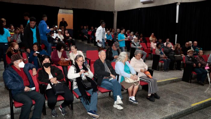 ‘Boa Visão’ abre nova oportunidade de cadastros para idosos no Cineteatro