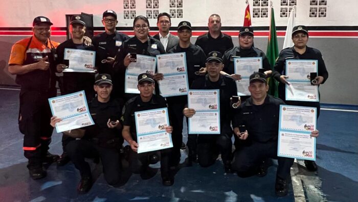 Agentes da GCM são homenageados pelo Conseg Boa Vista