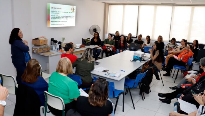 Educação e Saúde alinham estratégias do programa ‘Prevenir a Violência Escolar’