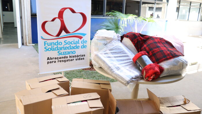 Fundo Social recebe doação de 1,7 mil peças de agasalhos