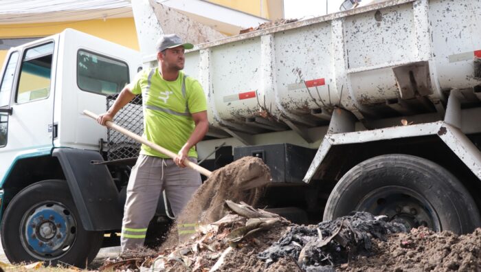 Serviços de zeladoria são executados em 14 locais de Suzano