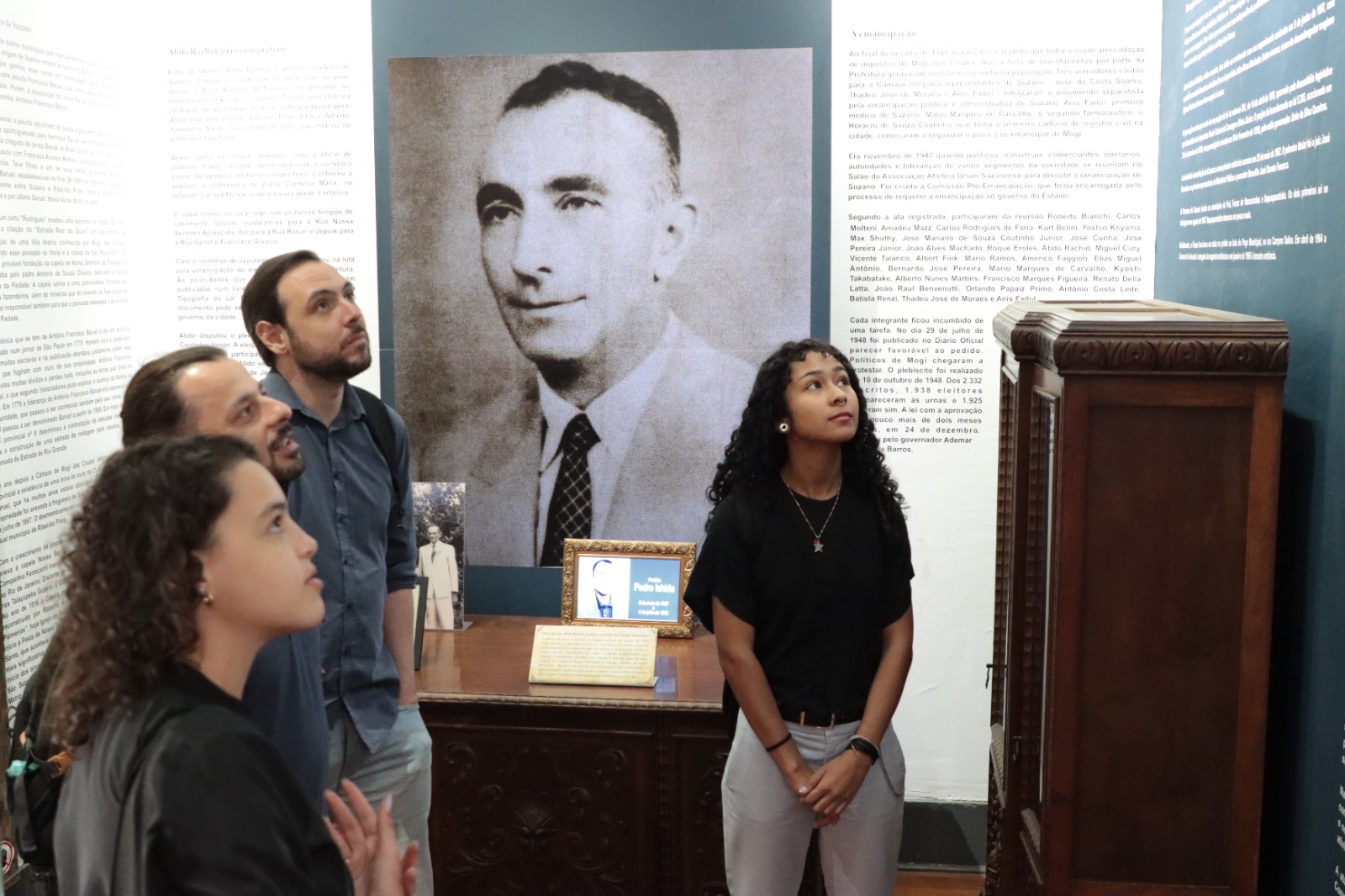 Professores da USP visitam patrimônios históricos de Suzano