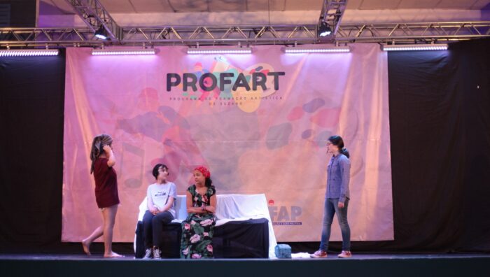 Centro Cultural Colorado abre inscrições para curso de teatro nesta segunda-feira