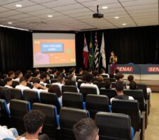 Palestra do ‘Setembro Amarelo’ aborda sobre suicídio com alunos do Senai
