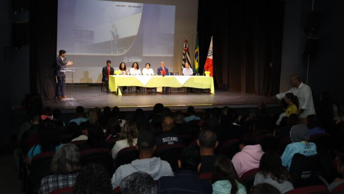 Secretários prestigiam evento de homenagem a educadores físicos