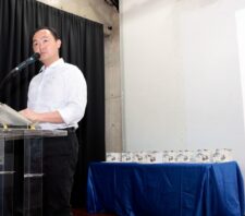 Evento marca entrega de drones para fiscalização ambiental em Suzano e região