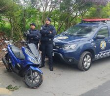 Patrulha Maria da Penha prende agressor e localiza motocicleta roubada