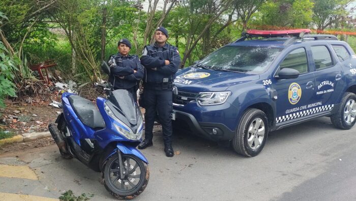Patrulha Maria da Penha prende agressor e localiza motocicleta roubada
