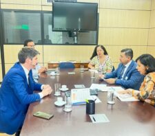 Em Brasília, prefeito de Suzano tem reunião em três ministérios