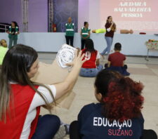 Cipa promove atividade com cerca de 200 estudantes sobre reanimação cardíaca