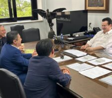 Prefeito se reúne com secretários estaduais em busca de investimentos para Suzano