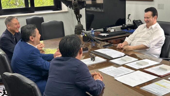Prefeito se reúne com secretários estaduais em busca de investimentos para Suzano