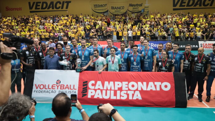 Prefeito parabeniza Suzano Vôlei e faz balanço positivo do vice-campeonato