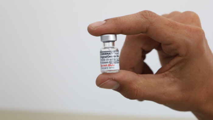 Saúde reforça à população importância de manter a vacinação contra a Covid-19