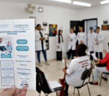 Alunos do CCMI assistem palestra e recebem orientações sobre saúde