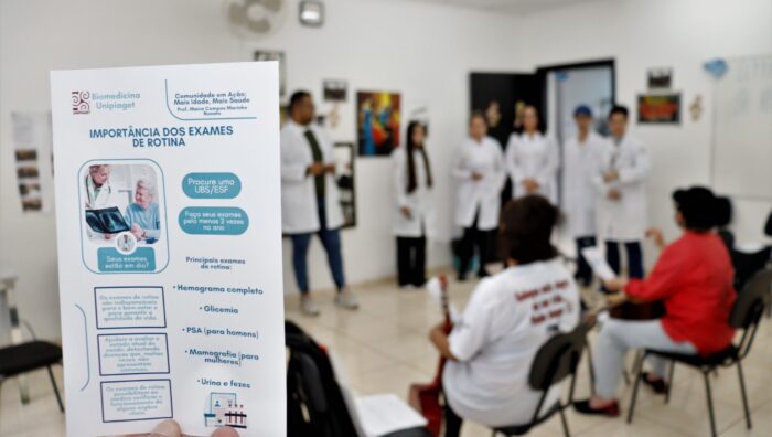 Alunos do CCMI assistem palestra e recebem orientações sobre saúde