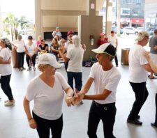 Alunos do CCMI fazem apresentação no Glicério Boulevard
