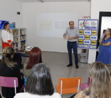 Projeto ‘Em Tempo’ garante equipamento de cinema para duas escolas
