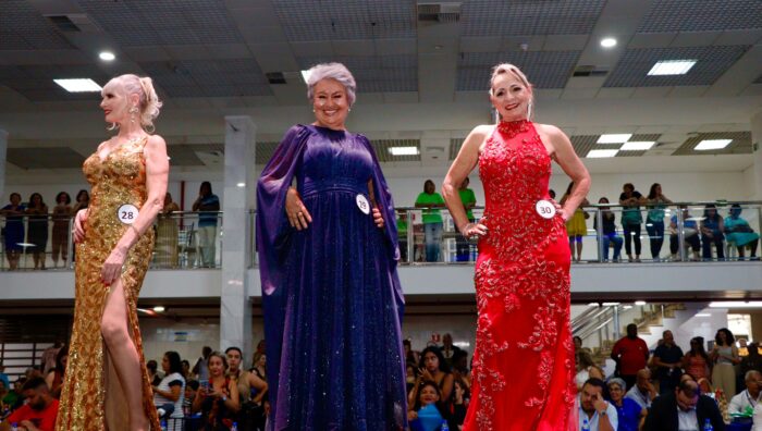 Primeira-dama prestigia participação de suzanenses em concurso da Melhor Idade