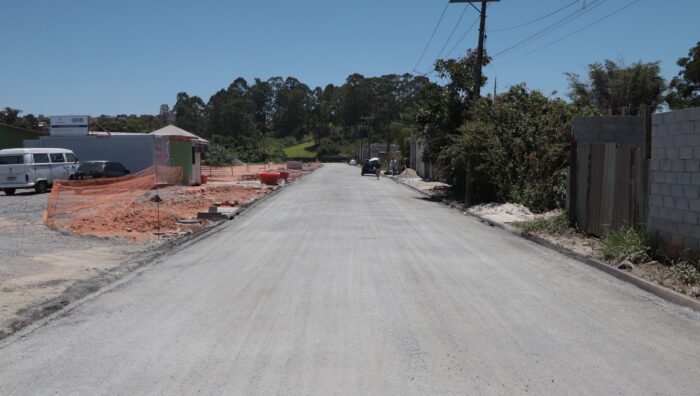 Estrada da Granja ganha pavimentação asfáltica