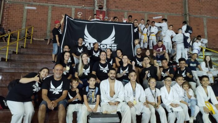 Suzanenses levam ouro, prata e bronze no Campeonato Paulista de Karatê