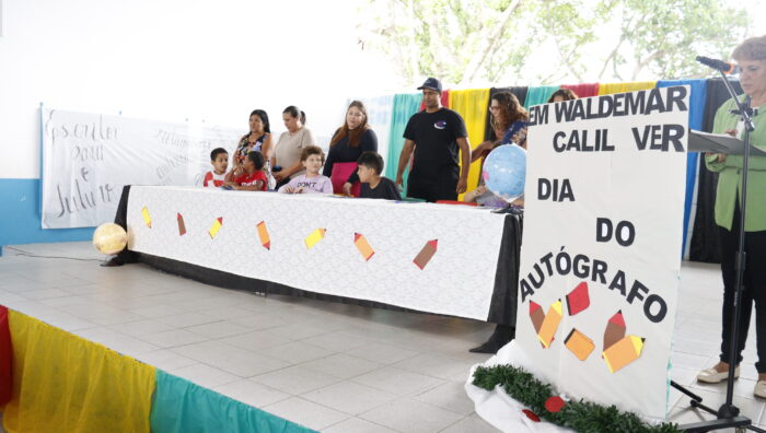 Alunos da rede municipal se tornam autores de livros no projeto ‘Escritor para o Futuro’