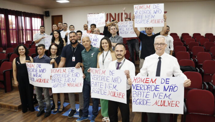 Projeto ‘Laço Branco – Papo Reto’ é debatido em roda de conversa na UniPiaget